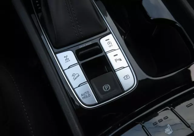 HYUNDAI Tucson 1.6 T-GDi 48V Executive 4WD DCT