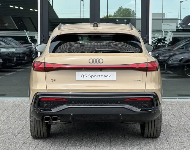 AUDI Q5 Sportback 