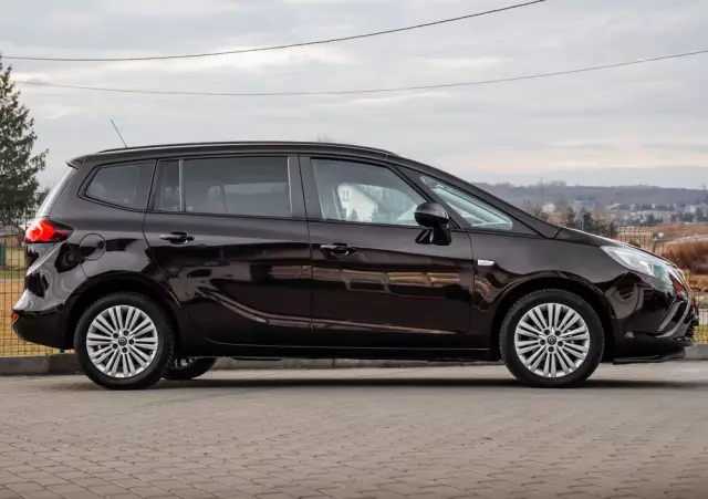 OPEL Zafira 2.0 CDTI Enjoy