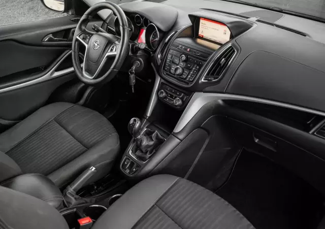 OPEL Zafira 2.0 CDTI Enjoy