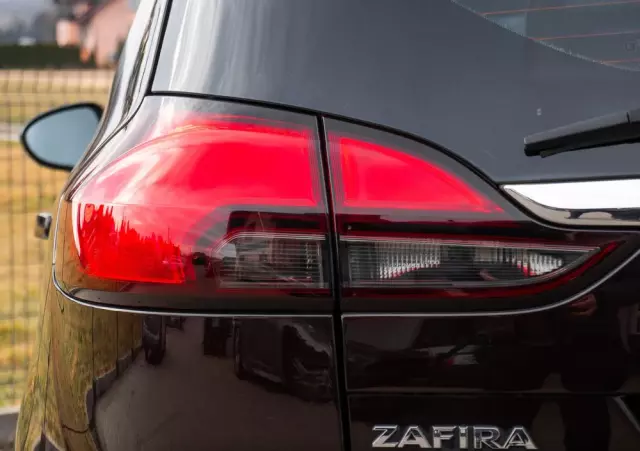 OPEL Zafira 2.0 CDTI Enjoy