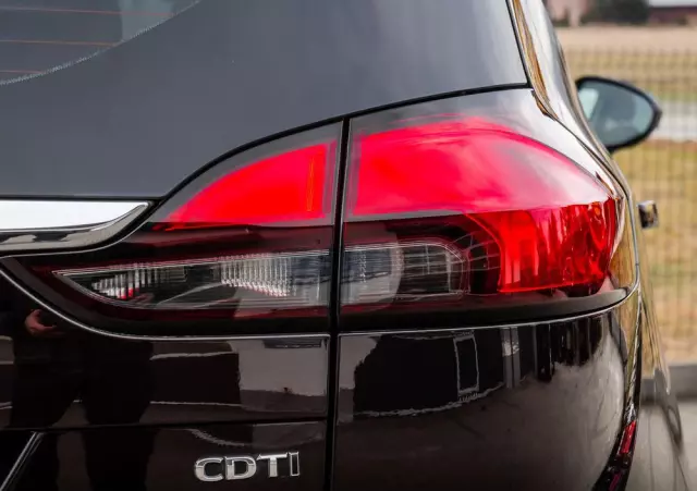 OPEL Zafira 2.0 CDTI Enjoy