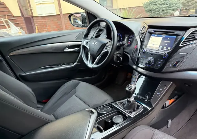 HYUNDAI I40 1.7 CRDi Comfort +