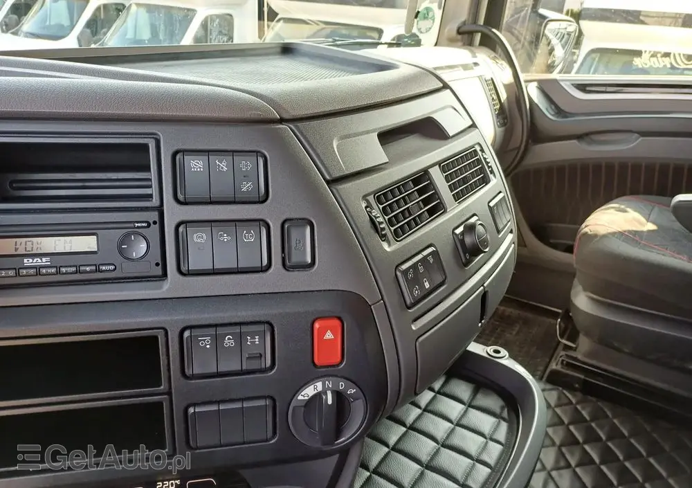 DAF XF 480 SUPER SPACE CAB / ZESTAW TANDEM PRZEJAZDOWY 120m3 