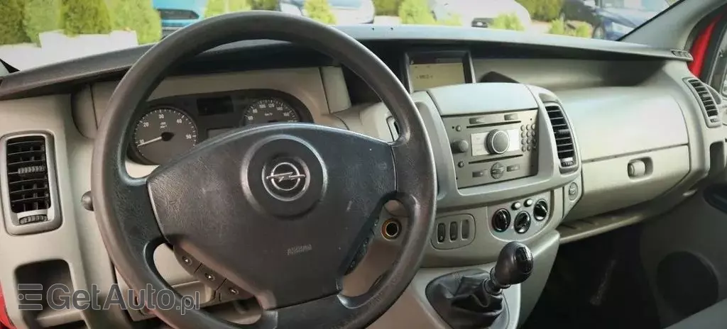 OPEL Vivaro 