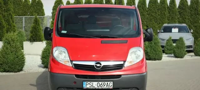 OPEL Vivaro 