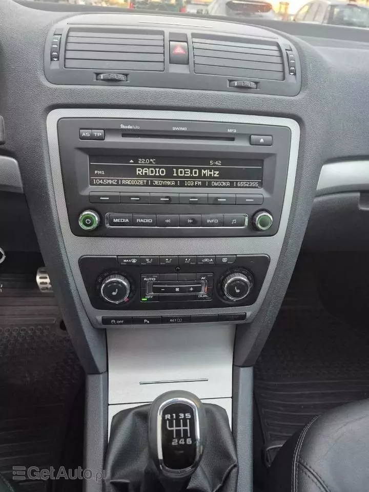 SKODA Octavia 