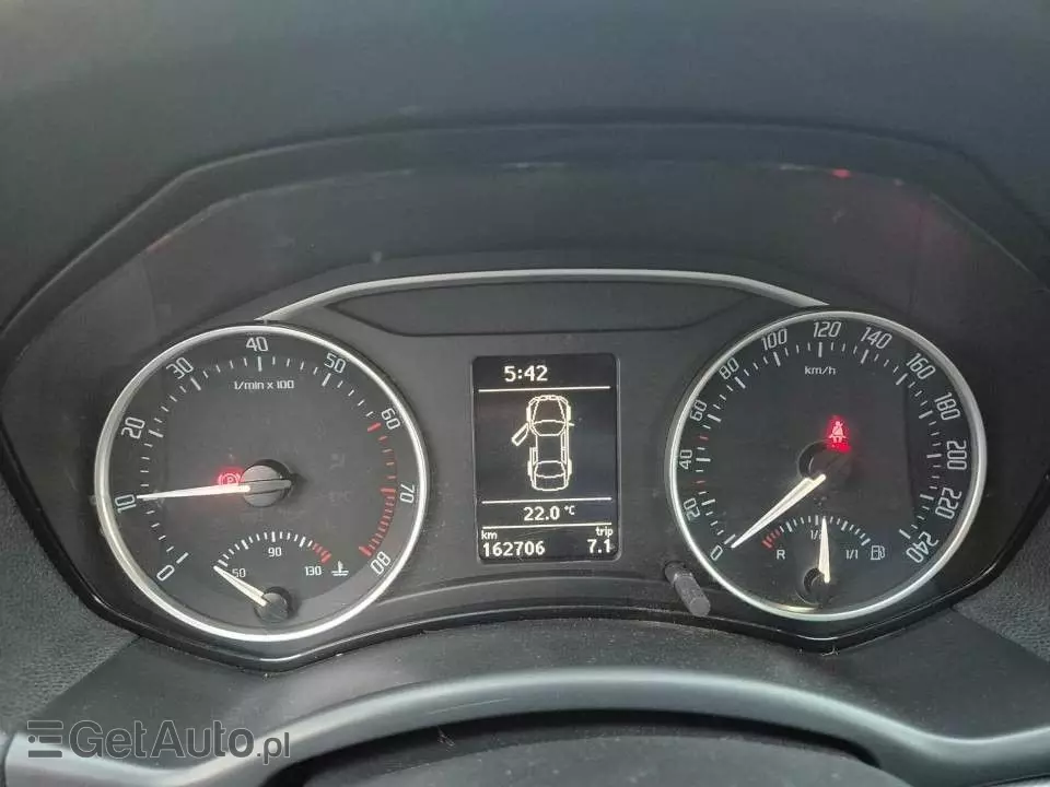 SKODA Octavia 
