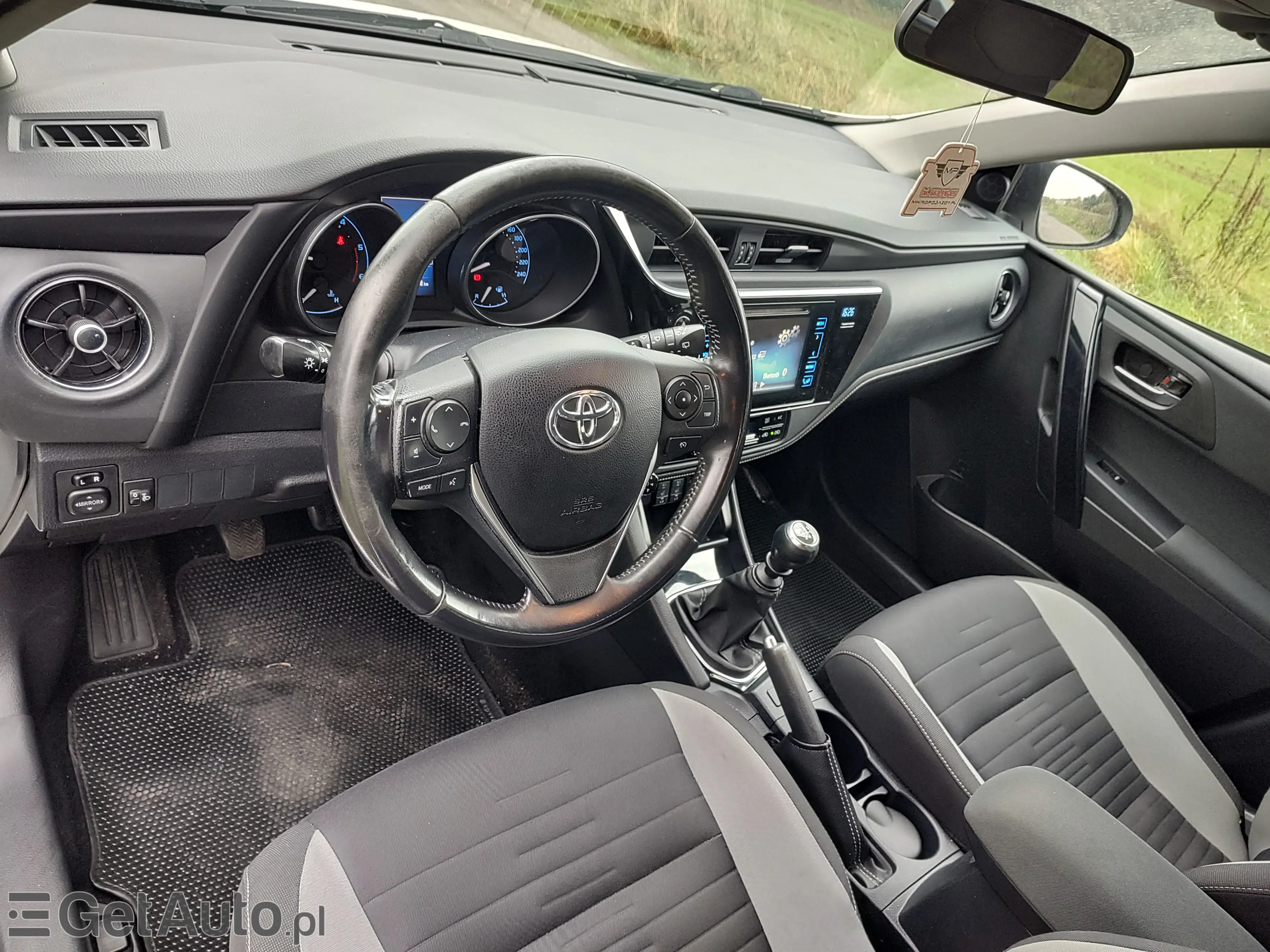 TOYOTA Auris Comfort