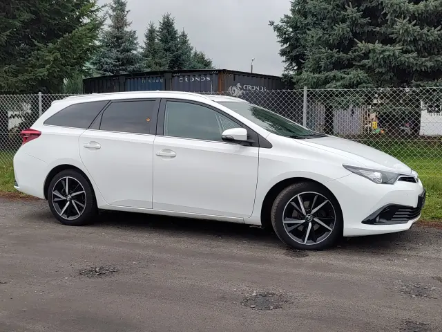 TOYOTA Auris Comfort