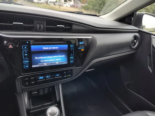 TOYOTA Auris Comfort