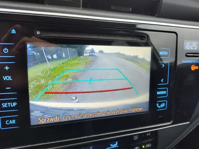 TOYOTA Auris Comfort