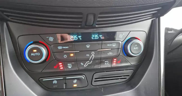 FORD C-MAX 1.5 TDCi Titanium