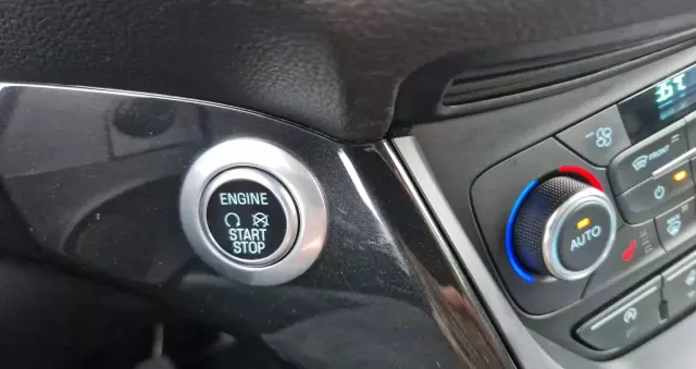 FORD C-MAX 1.5 TDCi Titanium