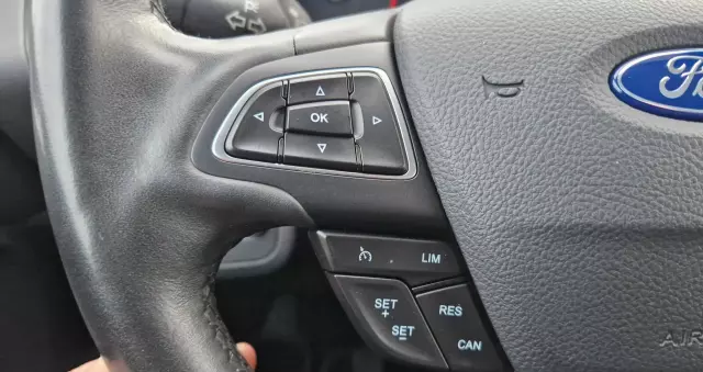 FORD C-MAX 1.5 TDCi Titanium