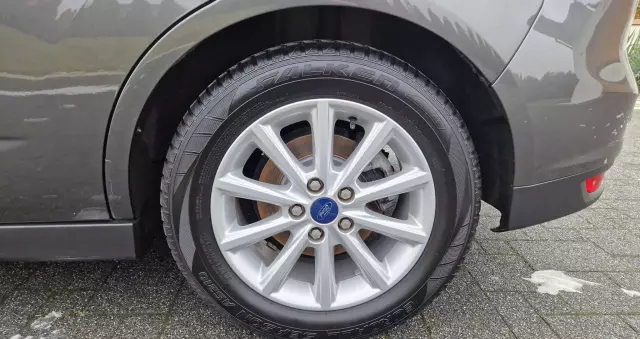 FORD C-MAX 1.5 TDCi Titanium