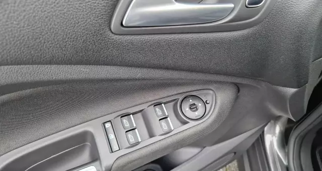 FORD C-MAX 1.5 TDCi Titanium