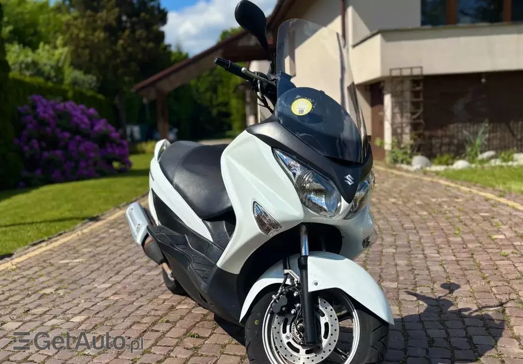 SUZUKI Burgman 125 ABS 