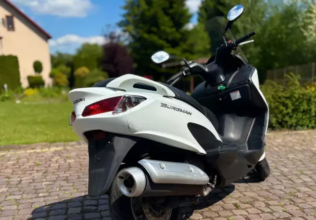 SUZUKI Burgman 125 ABS 