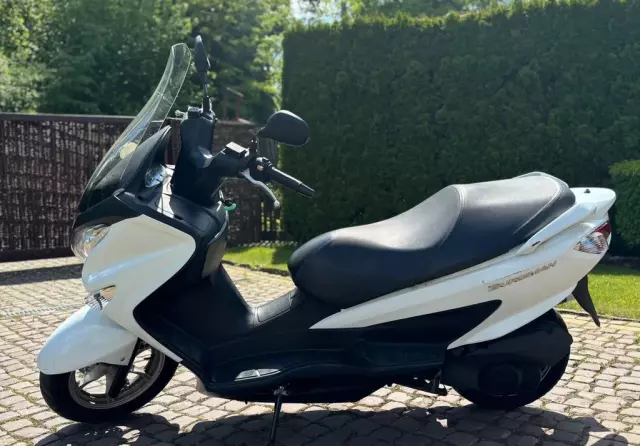 SUZUKI Burgman 125 ABS 