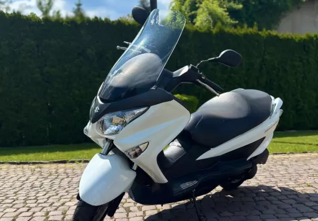 SUZUKI Burgman 125 ABS 