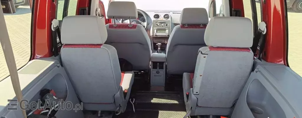 VOLKSWAGEN Caddy 