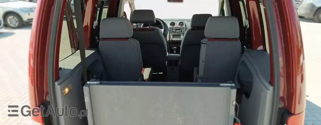 VOLKSWAGEN Caddy 