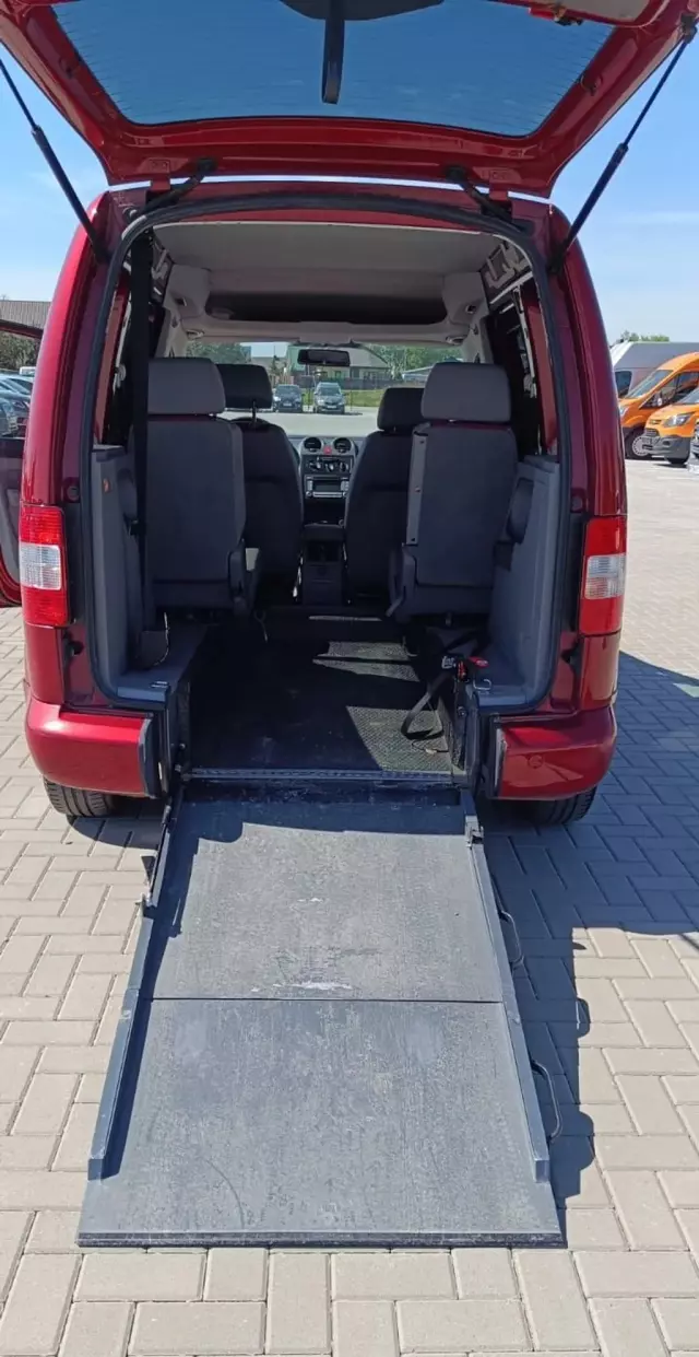 VOLKSWAGEN Caddy 