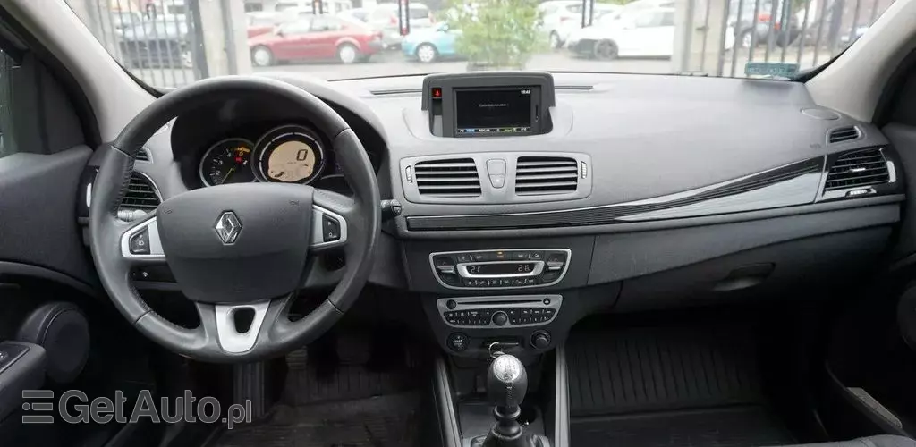 RENAULT Megane 