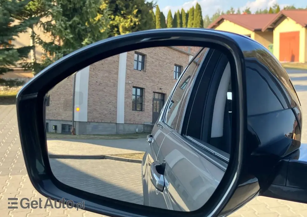 LAND ROVER Discovery Sport TD4 Landmark Edition