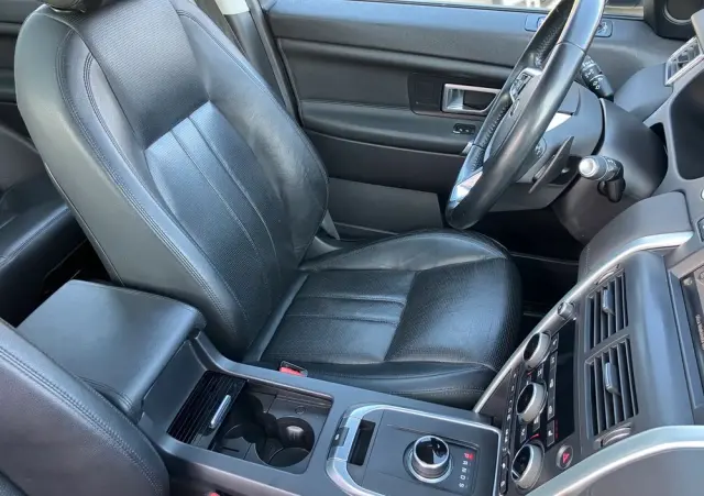 LAND ROVER Discovery Sport TD4 Landmark Edition