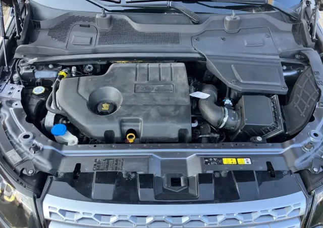 LAND ROVER Discovery Sport TD4 Landmark Edition