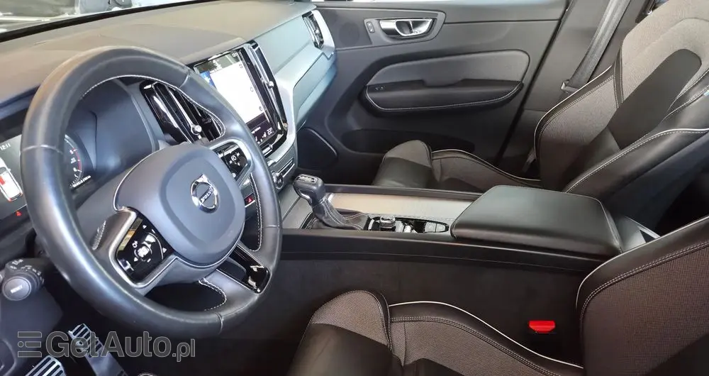 VOLVO XC 60 D4 Geartronic RDesign
