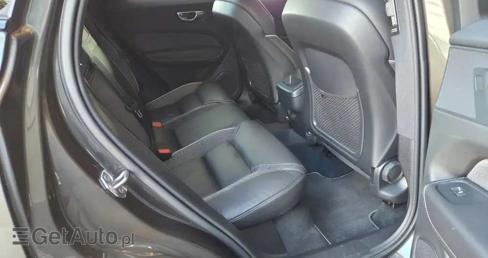 VOLVO XC 60 D4 Geartronic RDesign