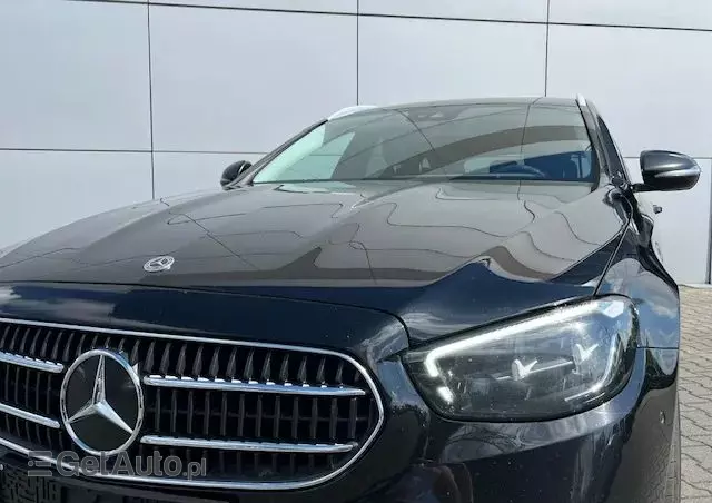 MERCEDES-BENZ Klasa E 300 de Avantgarde