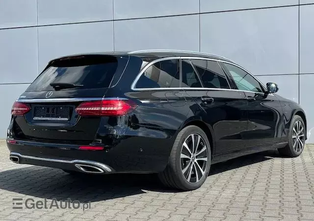 MERCEDES-BENZ Klasa E 300 de Avantgarde