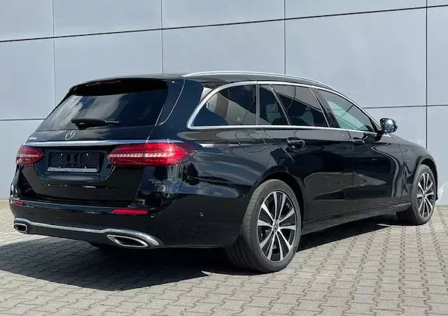 MERCEDES-BENZ Klasa E 300 de Avantgarde