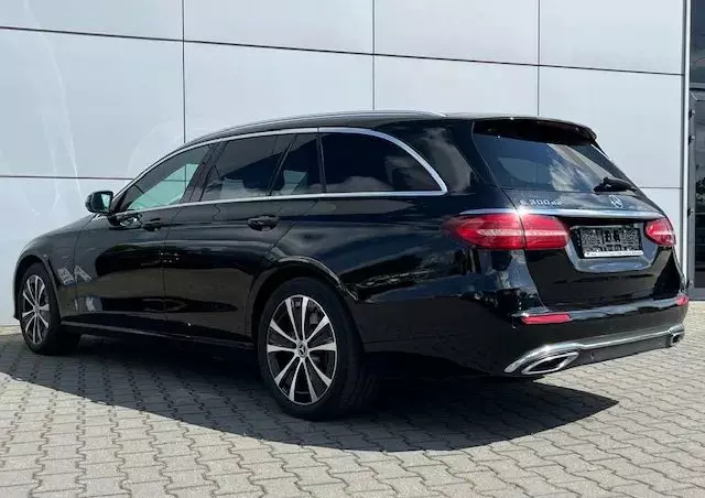 MERCEDES-BENZ Klasa E 300 de Avantgarde