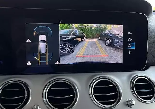 MERCEDES-BENZ Klasa E 300 de Avantgarde