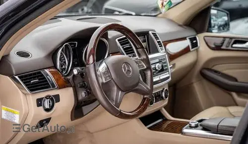 MERCEDES-BENZ ML 