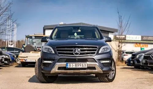 MERCEDES-BENZ ML 