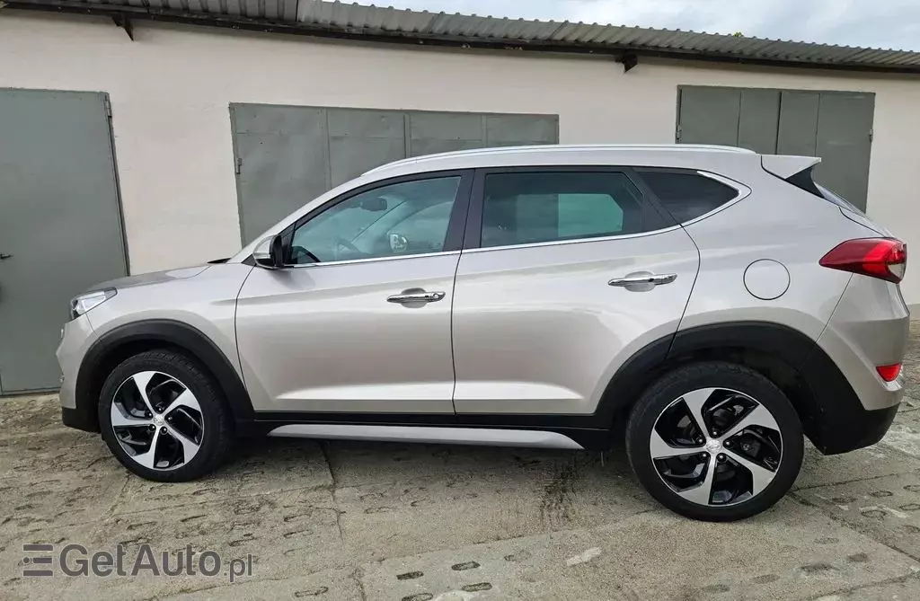 HYUNDAI Tucson 2.0 CRDI (136 KM) 4WD