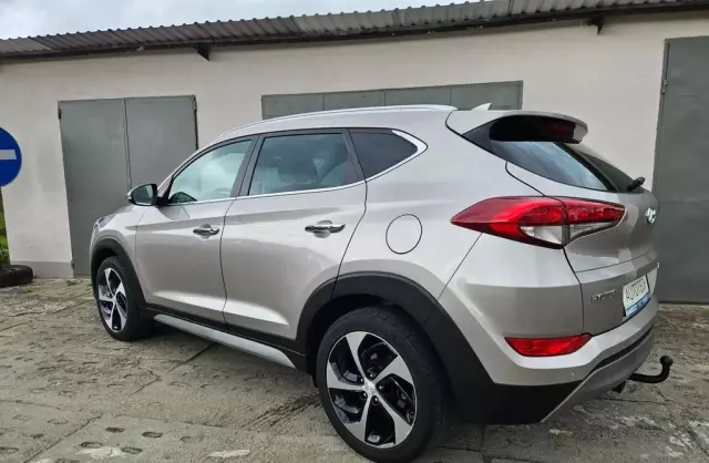 HYUNDAI Tucson 2.0 CRDI (136 KM) 4WD