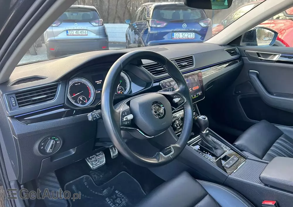 SKODA Superb 2.0 TSI L&K DSG
