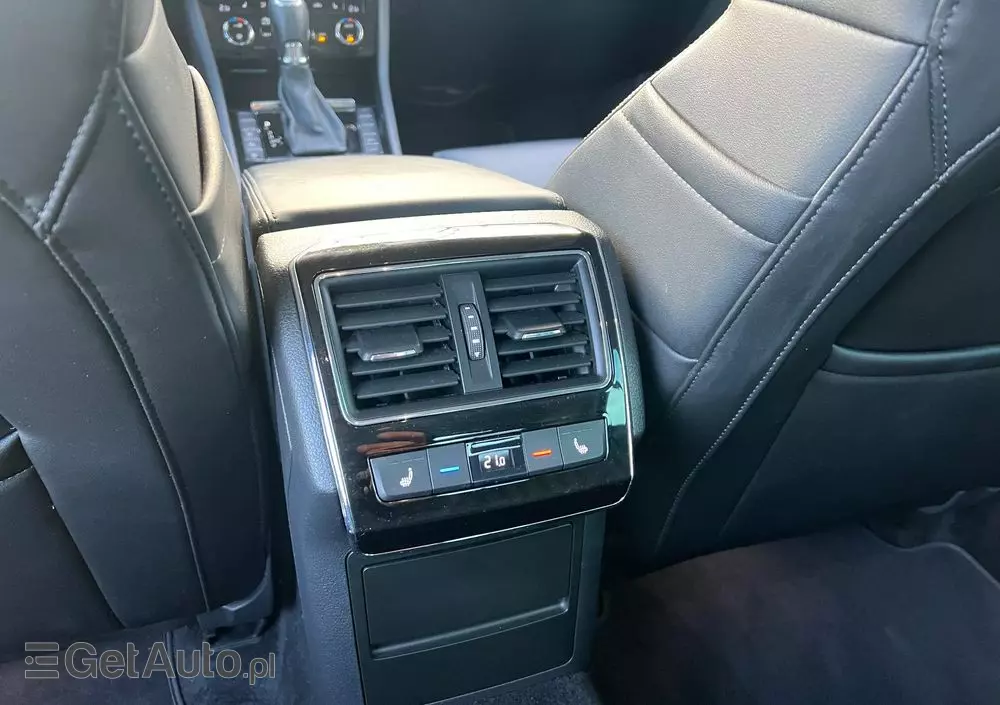 SKODA Superb 2.0 TSI L&K DSG