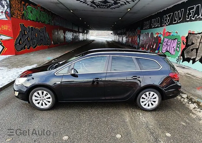 OPEL Astra 2.0 CDTI DPF Automatik Cosmo