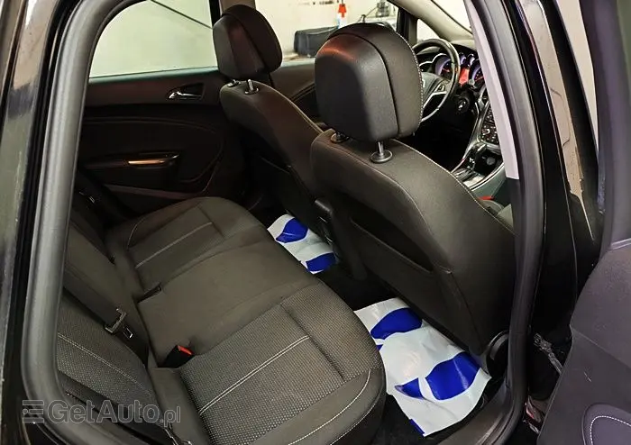 OPEL Astra 2.0 CDTI DPF Automatik Cosmo