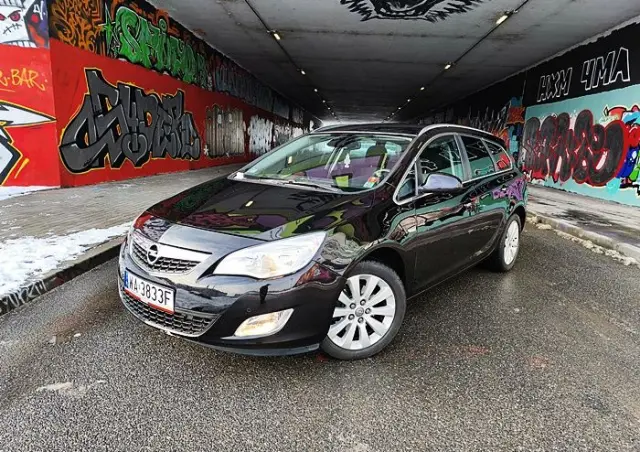 OPEL Astra 2.0 CDTI DPF Automatik Cosmo