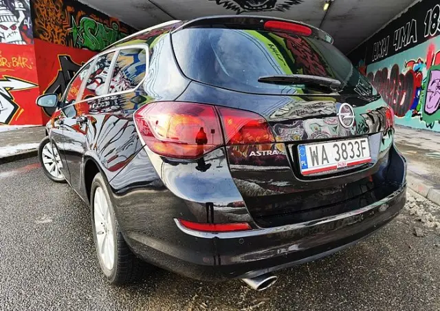 OPEL Astra 2.0 CDTI DPF Automatik Cosmo