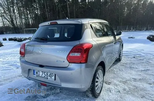SUZUKI Swift 